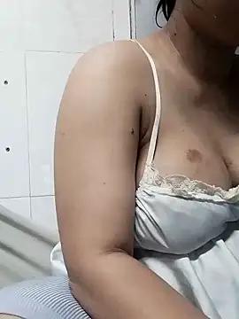 Mimi18x from StripChat