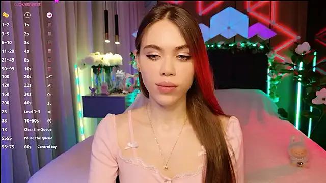 MimiFors from StripChat is Freechat