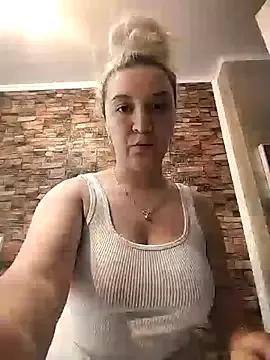 Mimiii7 from StripChat is Freechat