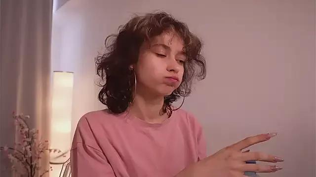 MimiLicks from StripChat