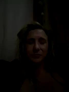 MimiMaee from StripChat