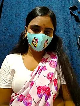 mini-queen from StripChat