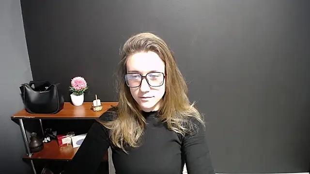 mini_bettie from StripChat