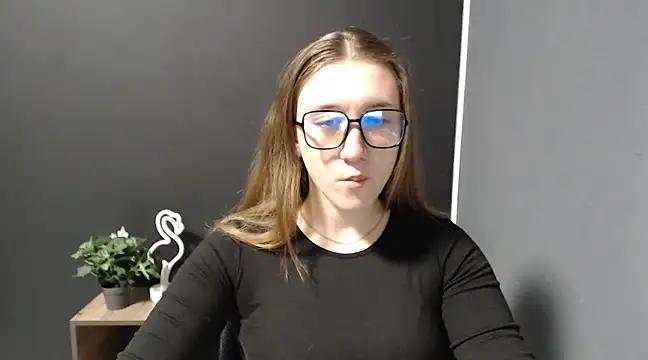 mini_bettie from StripChat