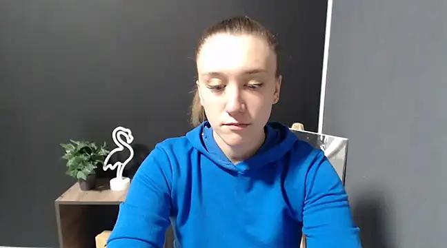 mini_bettie from StripChat