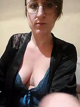 minierose from StripChat