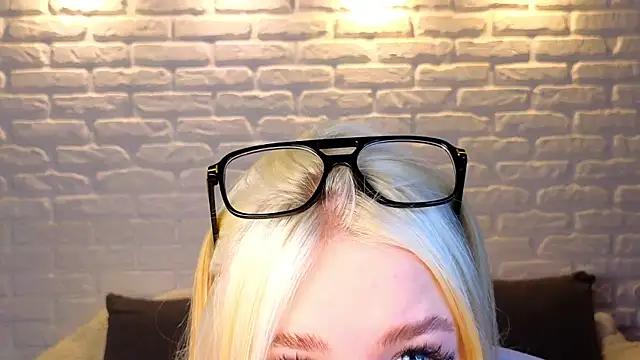minigirl from StripChat