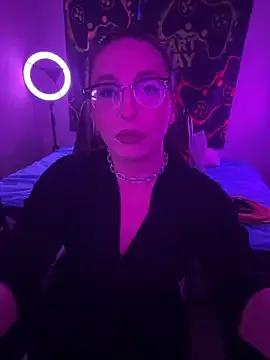 MiniMonroe from StripChat