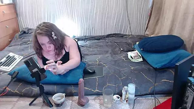 MiniNatalie from StripChat