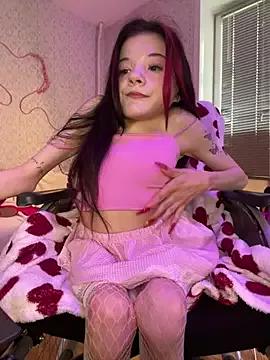 MiniSophiaa from StripChat