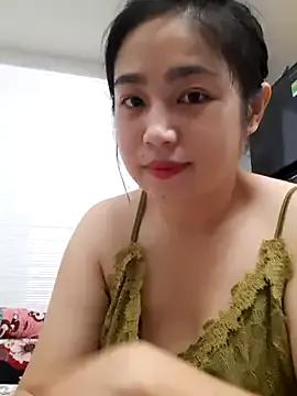 Minn-cute from StripChat is Freechat