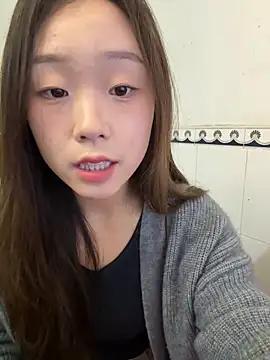 Minnie-66 from StripChat