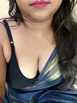 Minnybaby from StripChat is Freechat