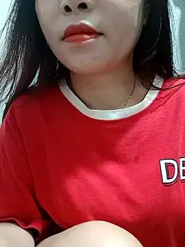 Minssara20 from StripChat is Freechat