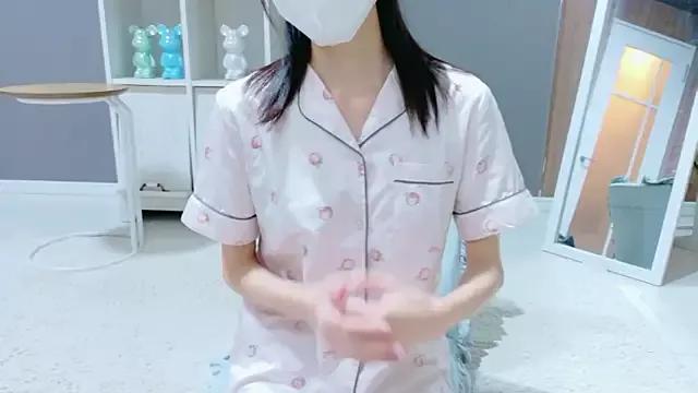 Photos of Mio-xoxo from StripChat is Freechat