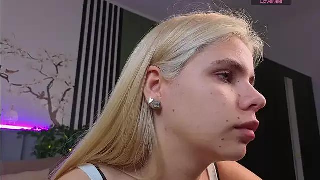 Dirty chat webcam: explore liveshows with versed models, from laying bare to fetishes, in a variety of sexy free adult webcams.