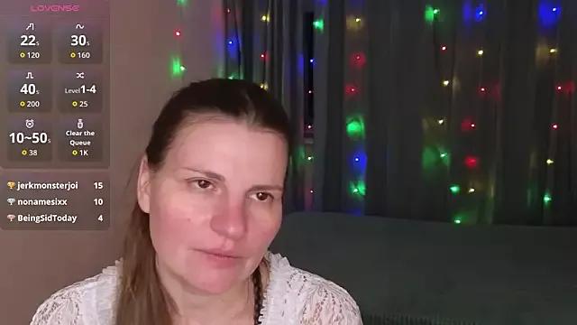 Mirabelle_Velvet from StripChat is Freechat