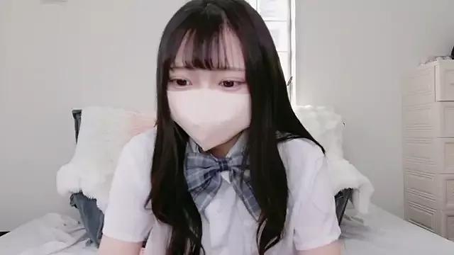 Mirai_oO16Oo from StripChat is Freechat