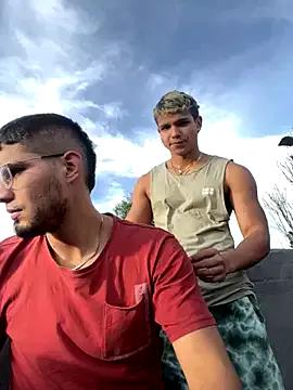 Photos of mirallesandbig from StripChat is Freechat