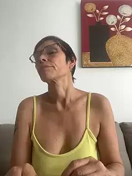MireyaTorresGu webcams show profile image 