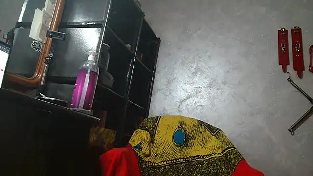 MirianaB from StripChat
