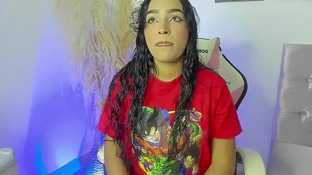 mishelle_gomez from StripChat is Freechat