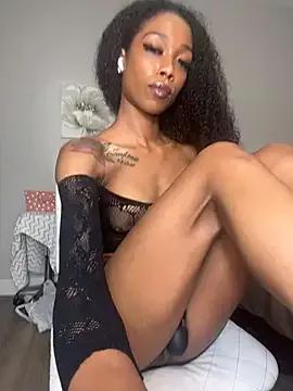 mismialove from StripChat