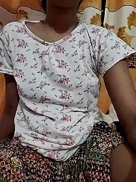 miss-amelia9 from StripChat