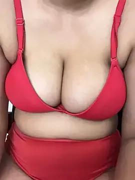 Miss-Ayraa from StripChat