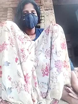 MISS-KAYA from StripChat