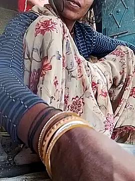 MISS-KAYA from StripChat