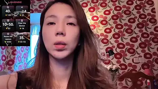 miss-lin from StripChat is Freechat