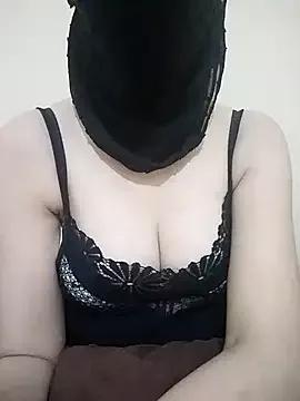 Miss-Lynda from StripChat