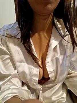 MIss-Naina from StripChat