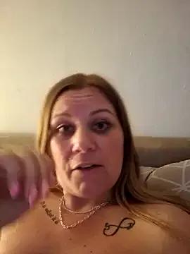 Miss-ShelbyXX from StripChat