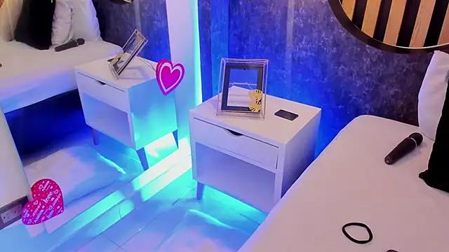 miss10_antonella from StripChat