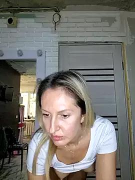 Miss____Mia_ from StripChat is Freechat