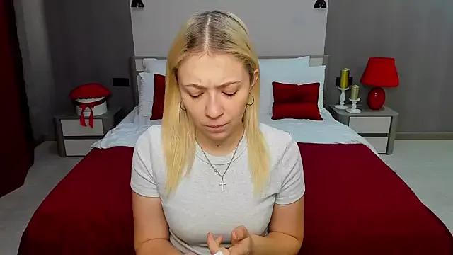 Miss___cutie webcams show profile image 