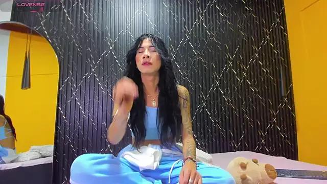 Miss_Ariaa from StripChat