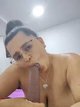 Miss_balloonsmila from StripChat