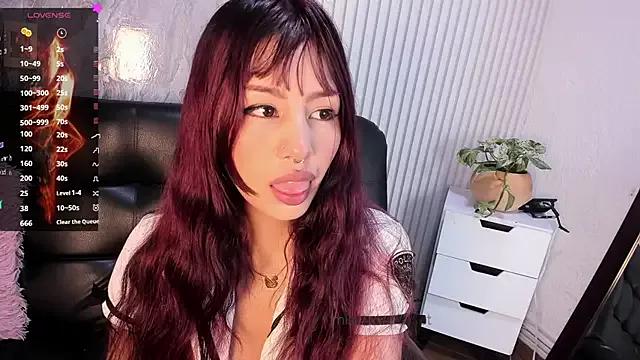 Miss_Charlottet from StripChat is Freechat