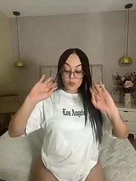 miss_elissa11 from StripChat