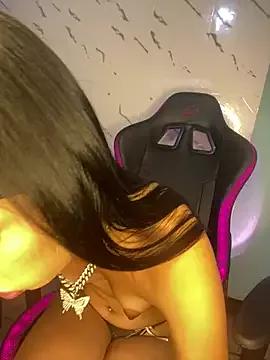 Miss_karol from StripChat