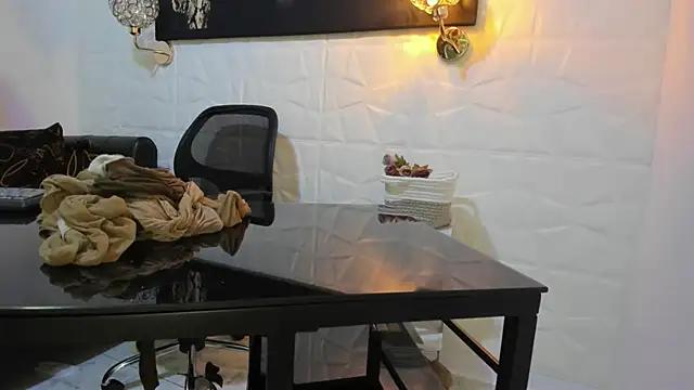 miss_lucero1 from StripChat