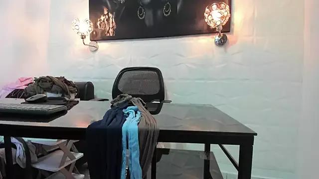 miss_lucero1 from StripChat