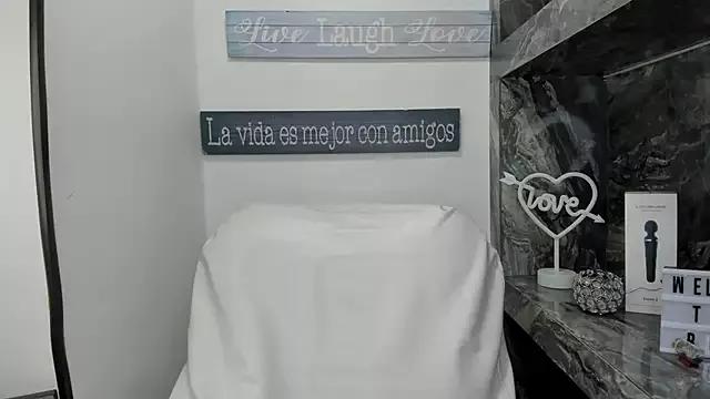 Miss_rhenna webcams show profile image 