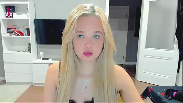 miss_selena from StripChat