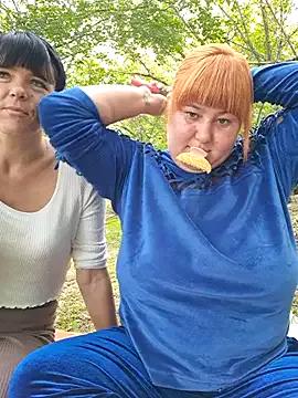 Miss_tits2025 from StripChat is Freechat