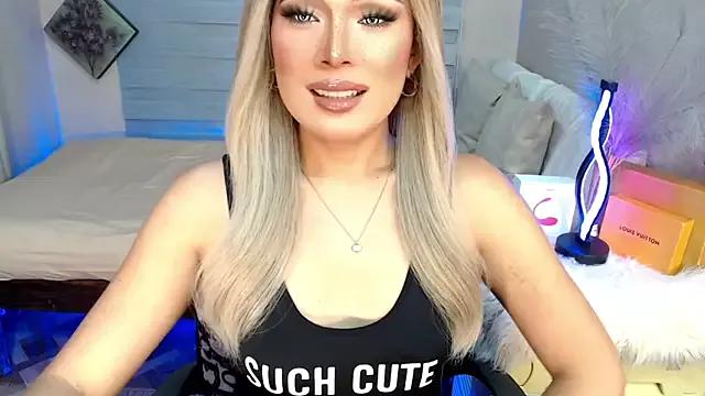 Missavacroft from StripChat