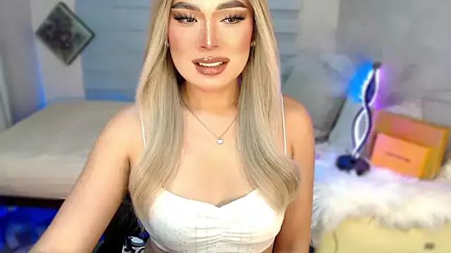 Missavacroft from StripChat